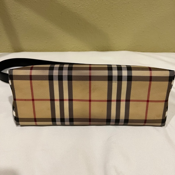 BURBERRY London Nova Check Coated Canvas Shoulder Bag BlackTan - Picture 3 of 12